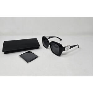 Chanel 5518-A C501/T8 Women's Black Grey Polarized Sunglasses Clasp Heart Logo
